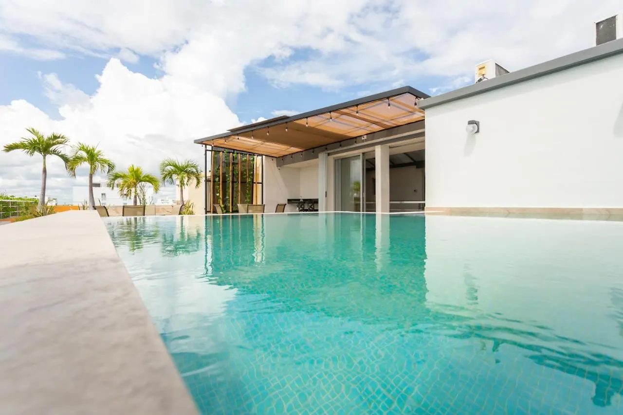 Deluxe Condos 42 Playa del Carmen Alojamento de Acomodação e Pequeno-almoço