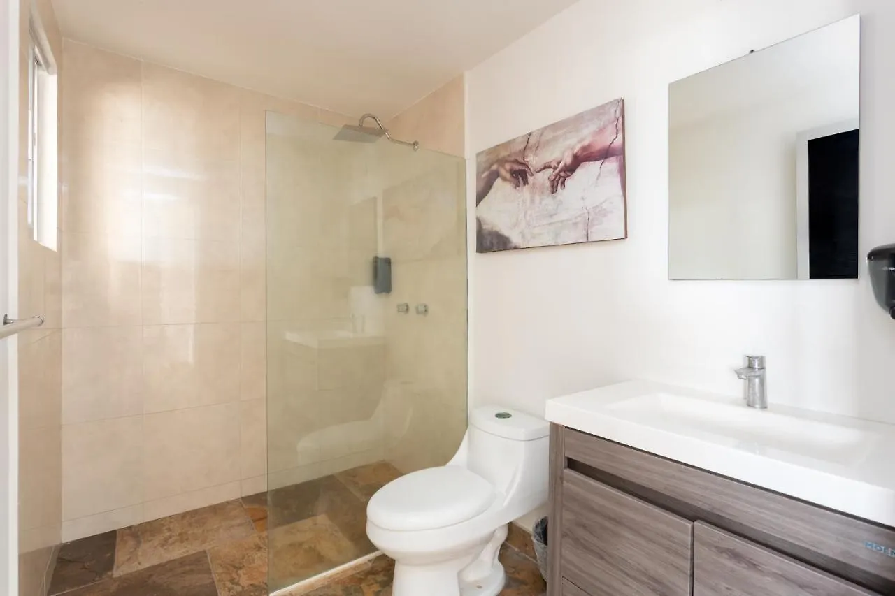 Deluxe Condos 42 Playa del Carmen Bed & Breakfast