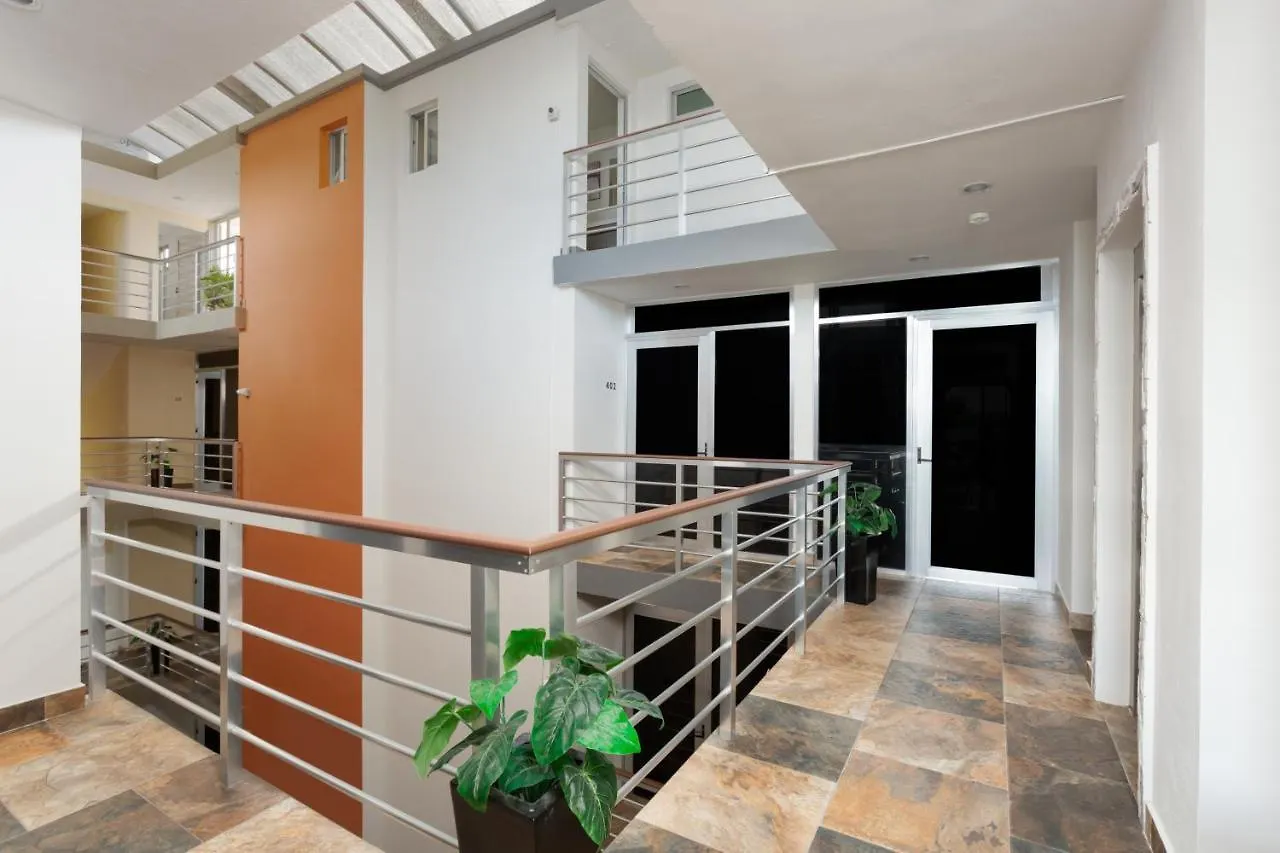 Deluxe Condos 42 Playa del Carmen Bed & Breakfast